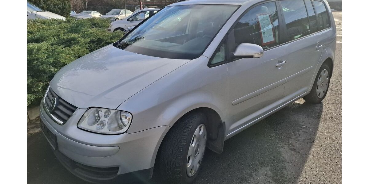 VW Touran 341.000 km 2.650 &euro; Derenburg 38895