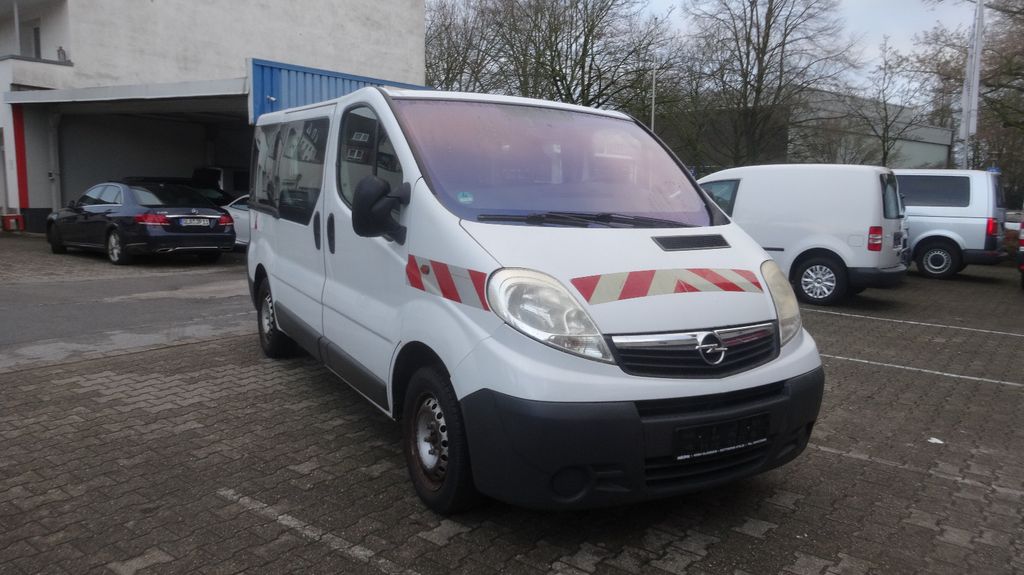 Opel Vivaro 112.000 km 6.700 &euro; Gladbeck 45964