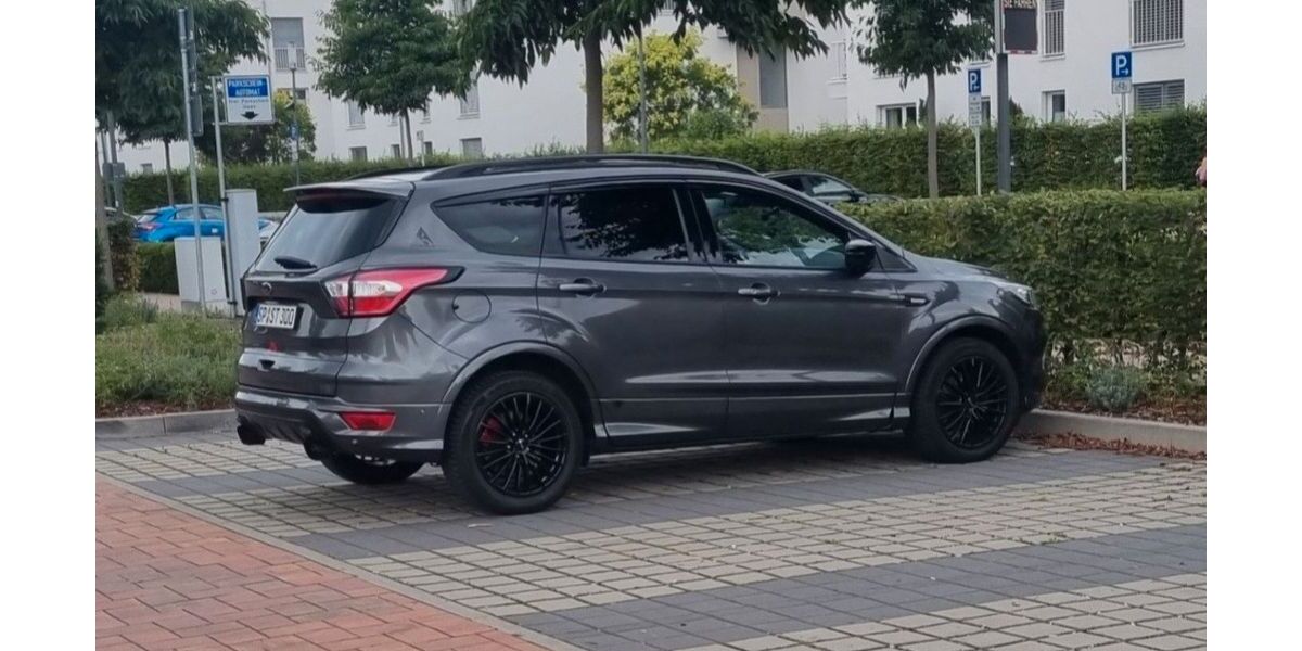Ford Kuga 143.000 km 15.000 &euro; Speyer 67346