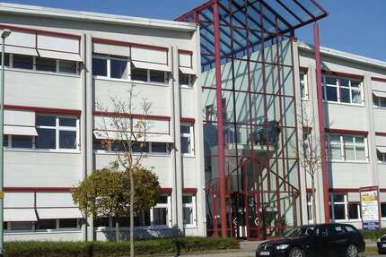 Büro in Augsburg 5.800.000 € 3623 m² zimmer