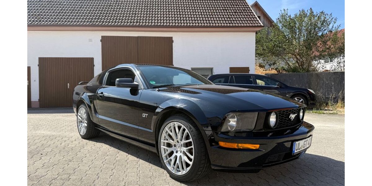 Ford Mustang 108.971 km 13.999 &euro; Emerkingen 89607
