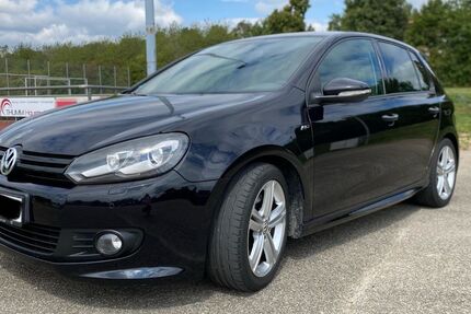 VW Golf 155.000 km 7.400 € Rosengarten 74538