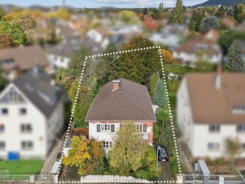 Haus zum Kaufen in Heidelberg 2.300.000 € 253.21 m² 9 zimmer