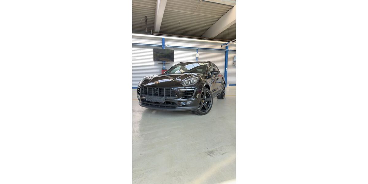 Porsche Macan 157.000 km 29.900 &euro; Aichach 86551