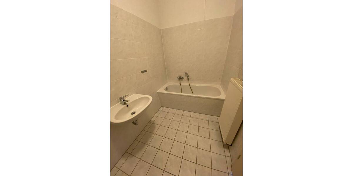 Etagenwohnung Halle Innenstadt - 2 Zimmer, 51 m&sup2;, 435&euro; | Angebot:26434538