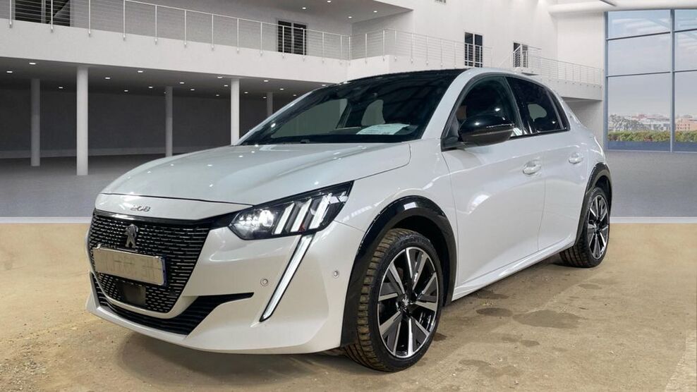 Peugeot 208 91.775 km 12.303 € Lich 35423