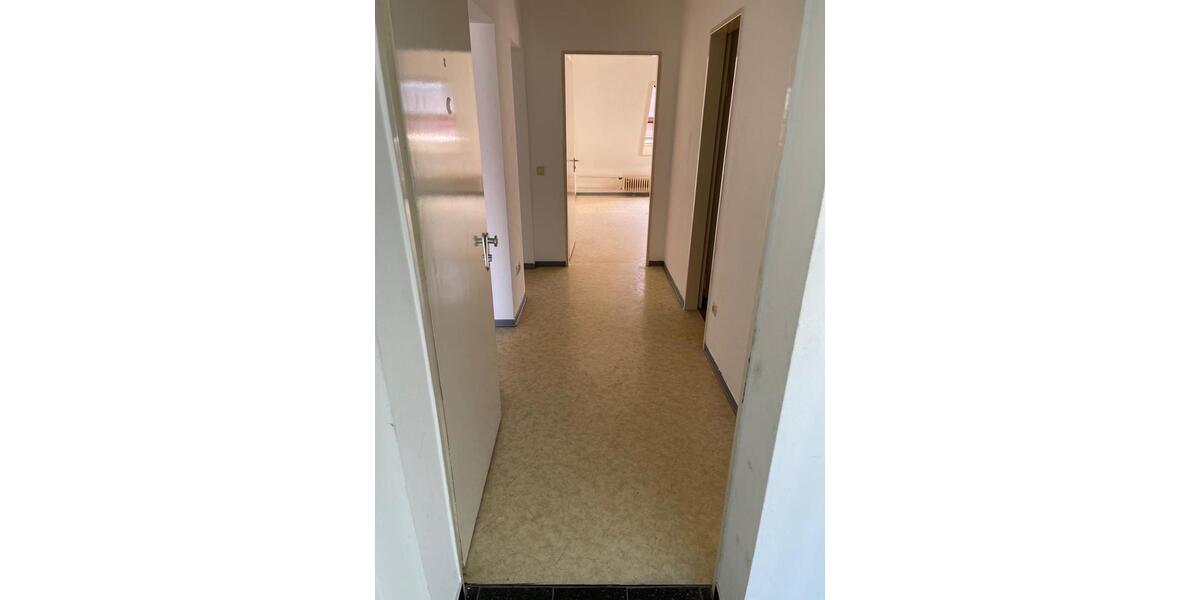 Dachgeschoßwohnung Mannheim - 2.5 Zimmer, 65 m&sup2;, 950&euro; | Angebot:25870592