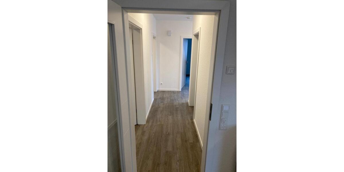 Erdgeschoßwohnung Barßel - 3 Zimmer, 82 m&sup2;, 780&euro; | Angebot:26033763