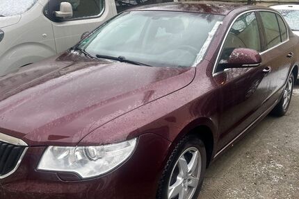 Skoda Superb 210.000 km 2.999 &euro; Berlin 13359