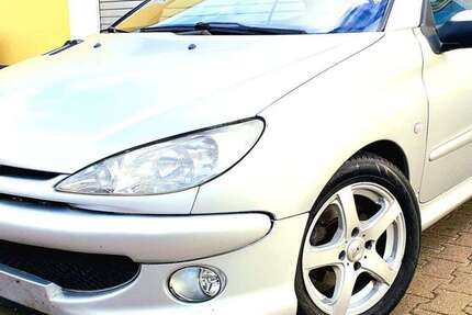 Peugeot 206 171.000 km 2.200 &euro; Hückeswagen 42499
