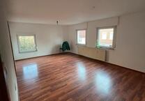 4 Zimmer Wohnung mit Balkon in Stuttgart Stammheim ( Befristet)