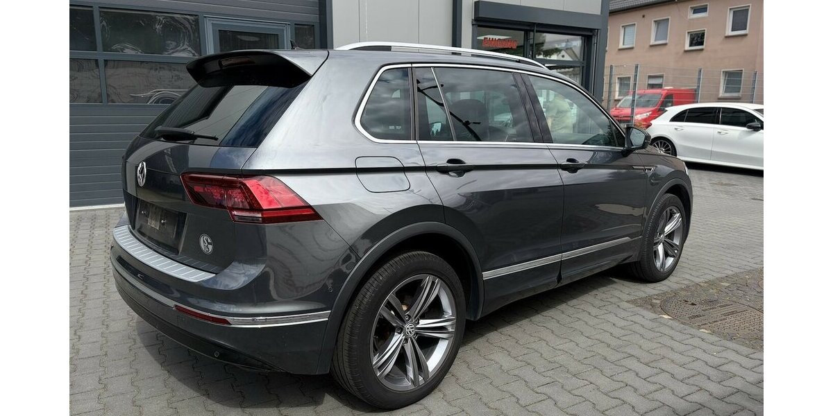 VW Tiguan Highline R-Line/ Kamera/ Headup / 4Motion 94.000 km 25.900 &euro; Mönchengladbach 41066