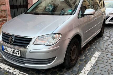 VW Touran 184.000 km 2.900 &euro; Worms 67547