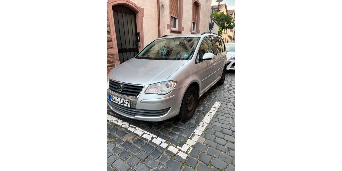 VW Touran 184.000 km 2.900 &euro; Worms 67547