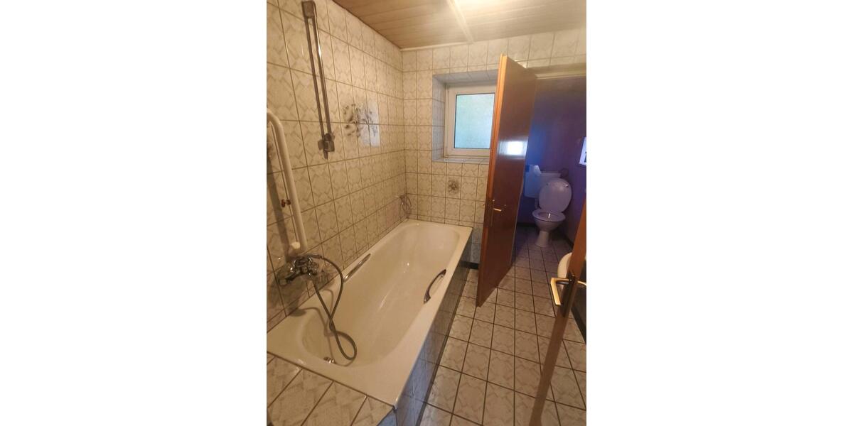 Einfamilienhaus Kronach - 3 Zimmer, 90 m&sup2;, 60.000&euro; | Angebot:26897797