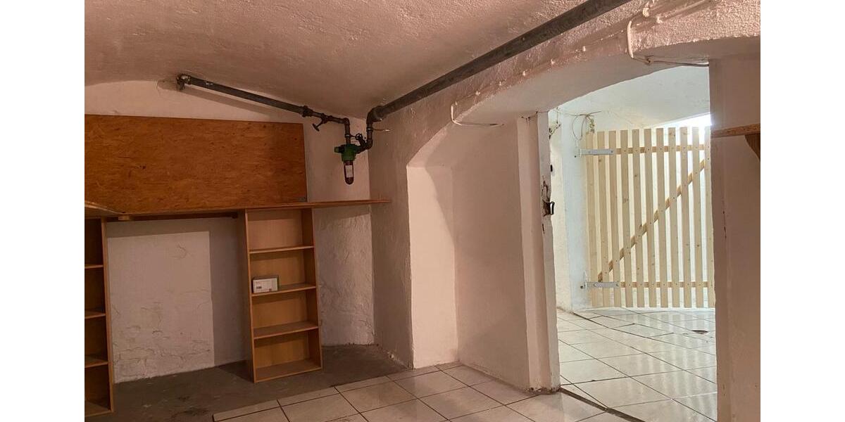 Etagenwohnung Bamberg Am Bruderwald - 2 Zimmer, 25 m&sup2;, 160&euro; | Angebot:26351906