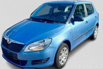 Skoda Fabia 21.000 km 6.799 &euro; Dresden 01157