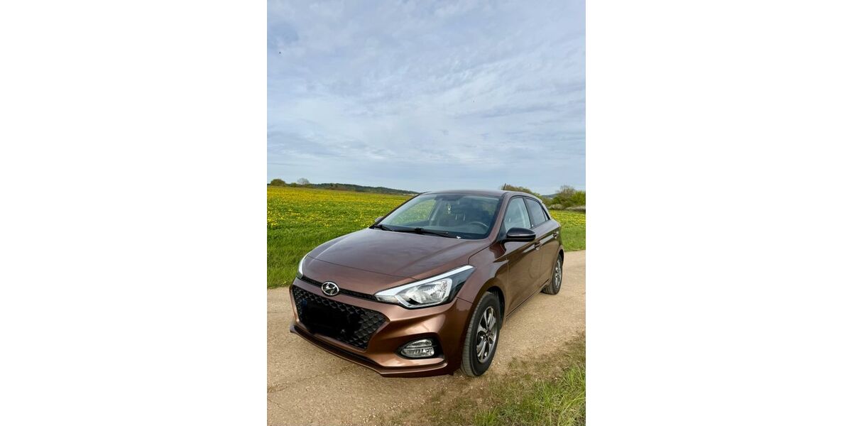 Hyundai i20 95.000 km 11.200 &euro; Pilsach 92367