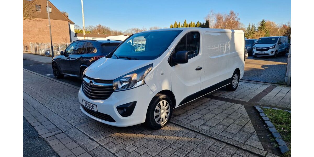 Opel Vivaro 224.865 km 7.999 &euro; Herten 45701