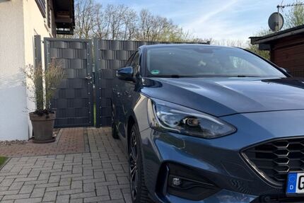 Ford Focus 34.000 km 18.990 &euro; Versmold 33775