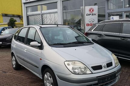 Renault Scenic 266.491 km 2.950 &euro; Flensburg 24941