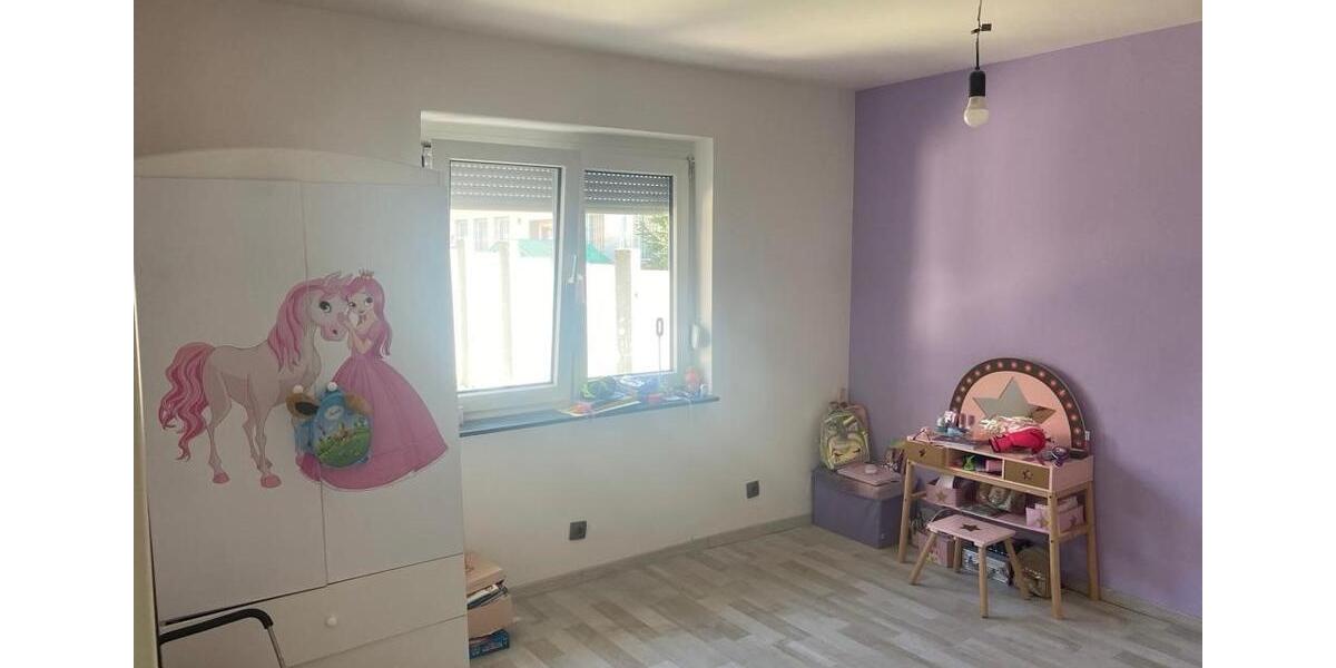 Mehrfamilienhaus, Wohnhaus Reutlingen Sondelfingen - 8 Zimmer, 240 m&sup2;, 665.000&euro; | Angebot:22610765