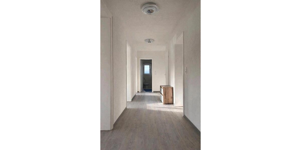 Etagenwohnung Wolfhagen - 4 Zimmer, 94 m&sup2;, 850&euro; | Angebot:26412959