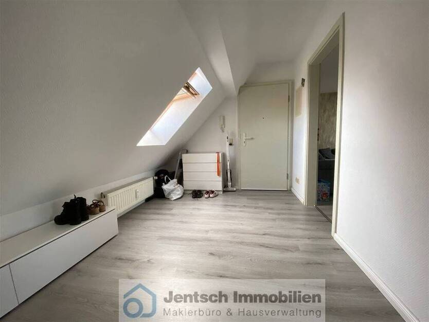 Sehr schöne Dachgeschoßwohnung im Zentrum Merseburgs zu verkaufen
