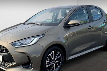 Toyota Yaris 14.361 km 18.990 &euro; Petersberg 36100