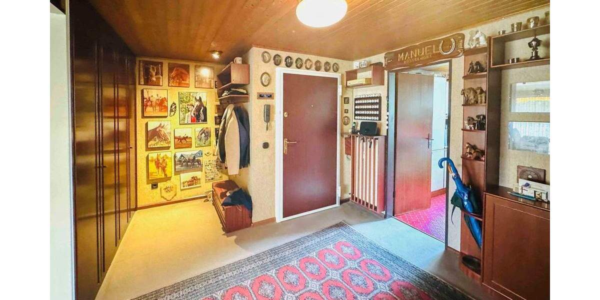 Etagenwohnung Neuss Rosellen - 2 Zimmer, 79 m&sup2;, 240.000&euro; | Angebot:24810351