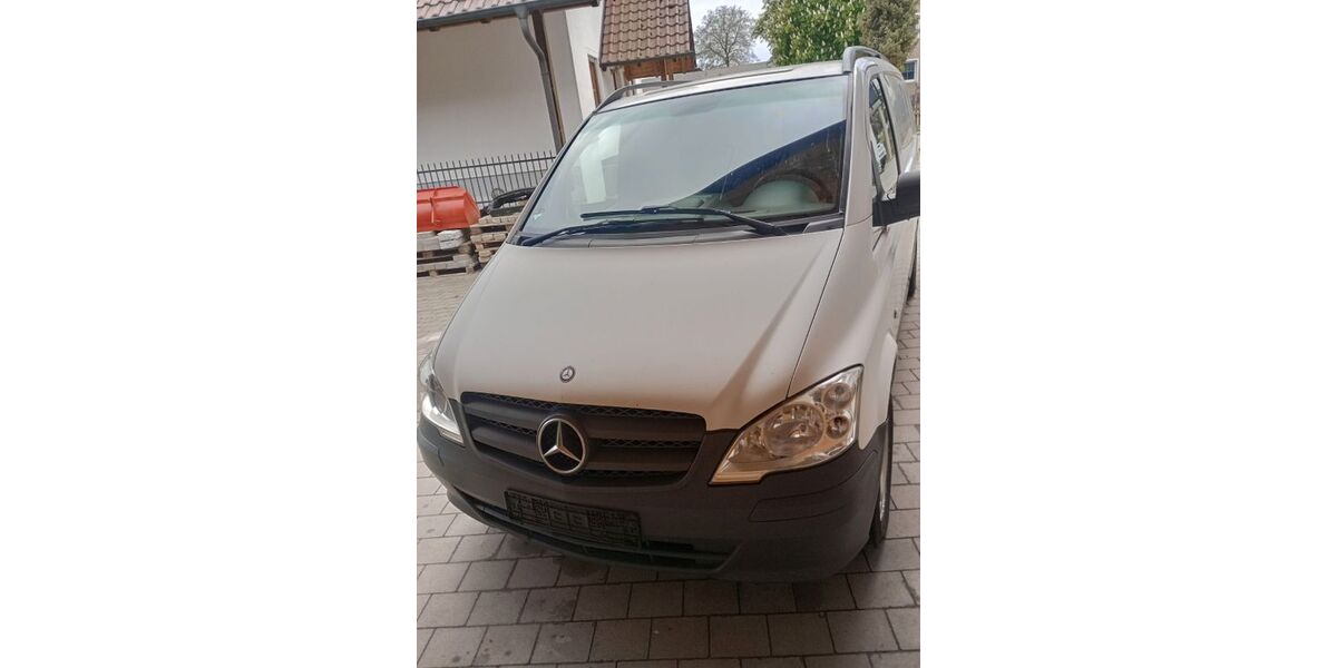Mercedes-Benz Vito 176.000 km 9.500 &euro; Essenbach 84051