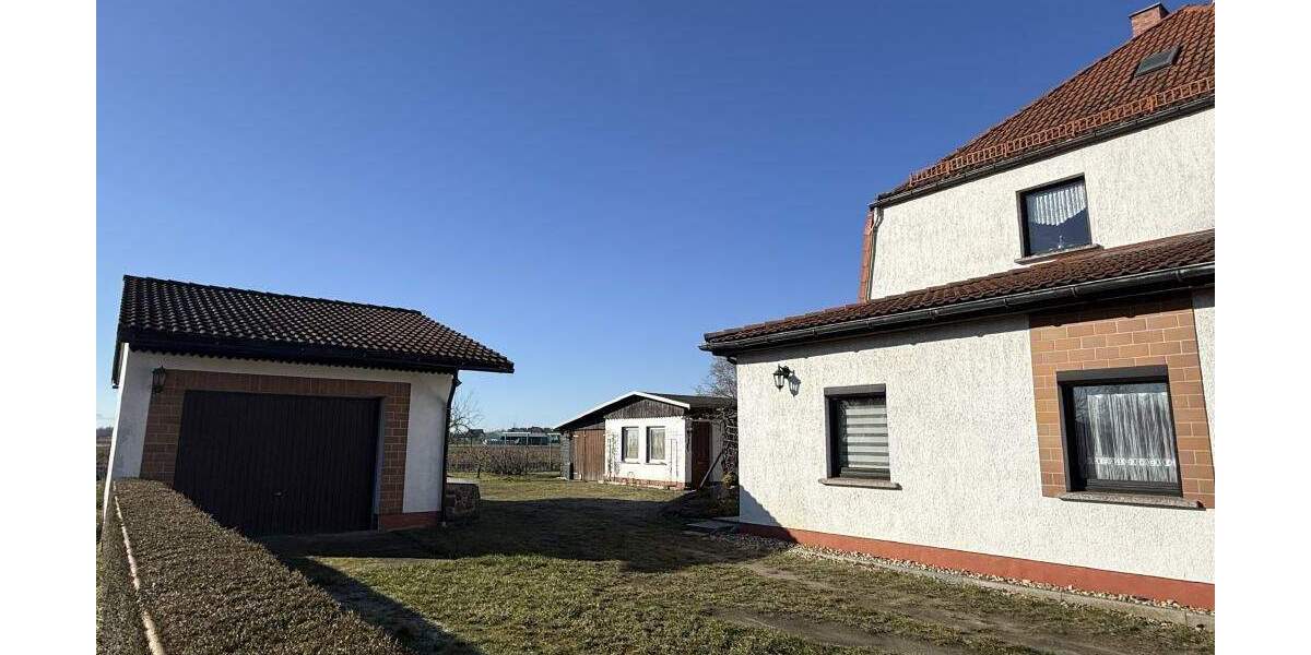 Doppelhaushälfte Gröditz Nauwalde - 4 Zimmer, 132 m&sup2;, 175.000&euro; | Angebot:24858559