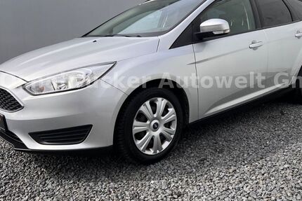 Ford Focus 69.580 km 9.800 &euro; Georgsmarienhütte 49124