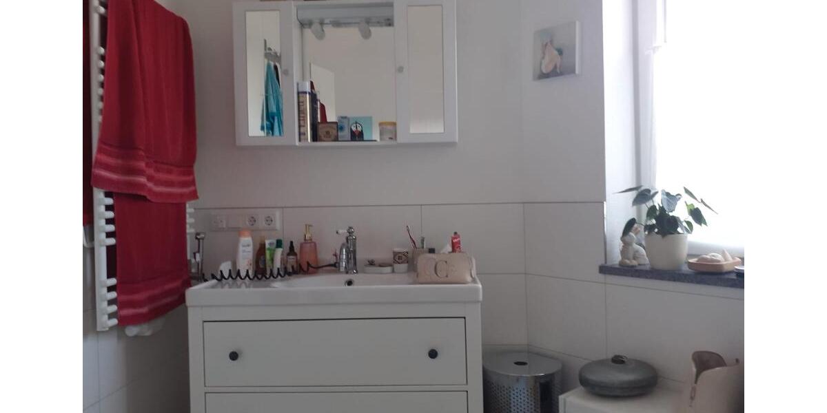 Dachgeschoßwohnung Neuhaus am Inn - 2.5 Zimmer, 76 m&sup2;, 300.000&euro; | Angebot:26960012