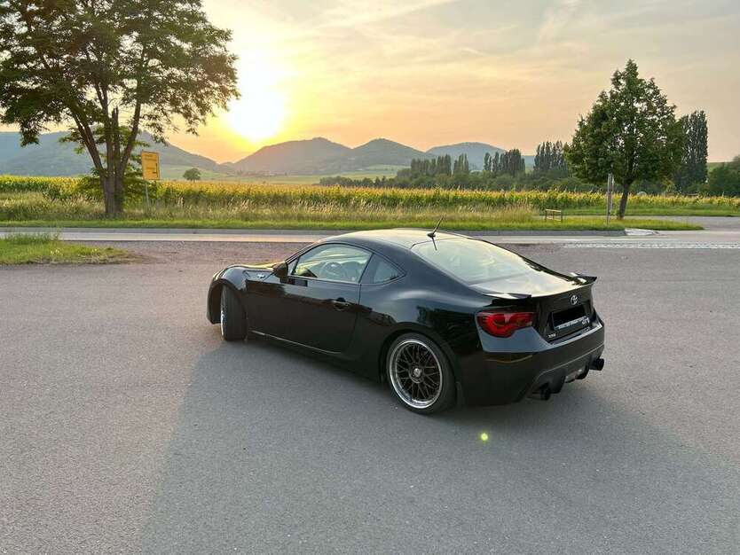 GT86