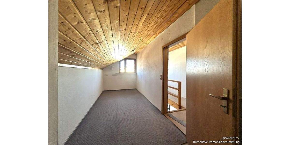 Etagenwohnung Laichingen-Feldstetten Feldstetten - 9 Zimmer, 168 m&sup2;, 249.000&euro; | Angebot:25213904