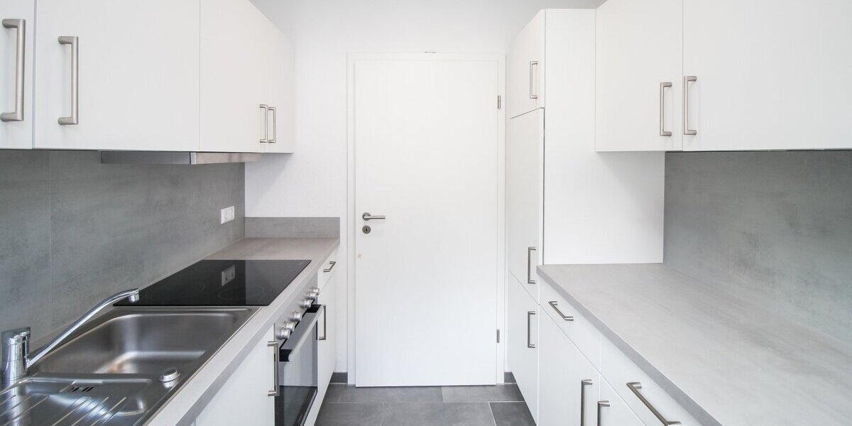 Modernisierte 2-Zimmer-Wohnung mit Einbauküche in Oberndorf a. N. - Etagenwohnung Oberndorf | Angebot:27003075