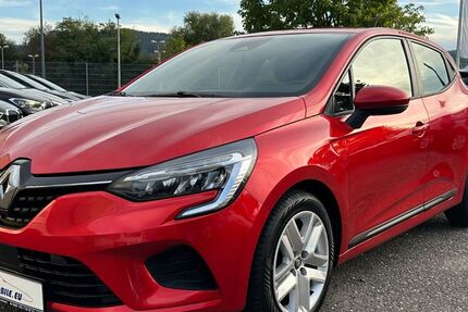 Renault Clio 145.854 km 8.330 &euro; Gernsbach 76593