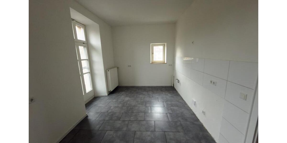 4 Zimmer Altbauwohnung ab sofort zu vermieten 4 zimmer