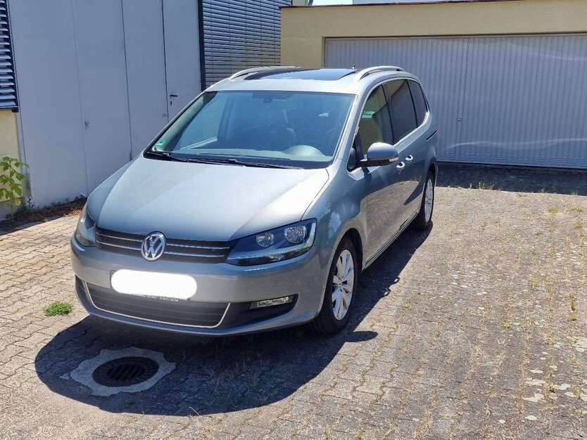 VW Sharan 180.300 km 11.900 € Steinbach (Taunus) 61449