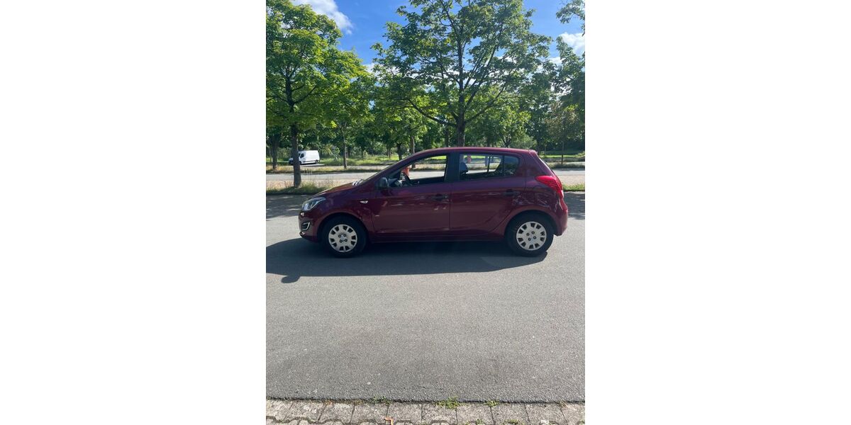 Hyundai i20 117.862 km 4.800 &euro; Wetzlar 35576
