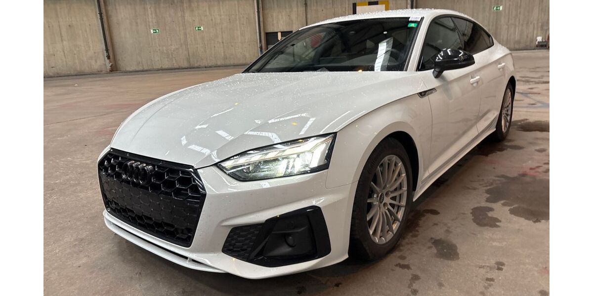 Audi A5 105.000 km 31.999 &euro; Niestetal-Heiligenrode bei Kassel 34266