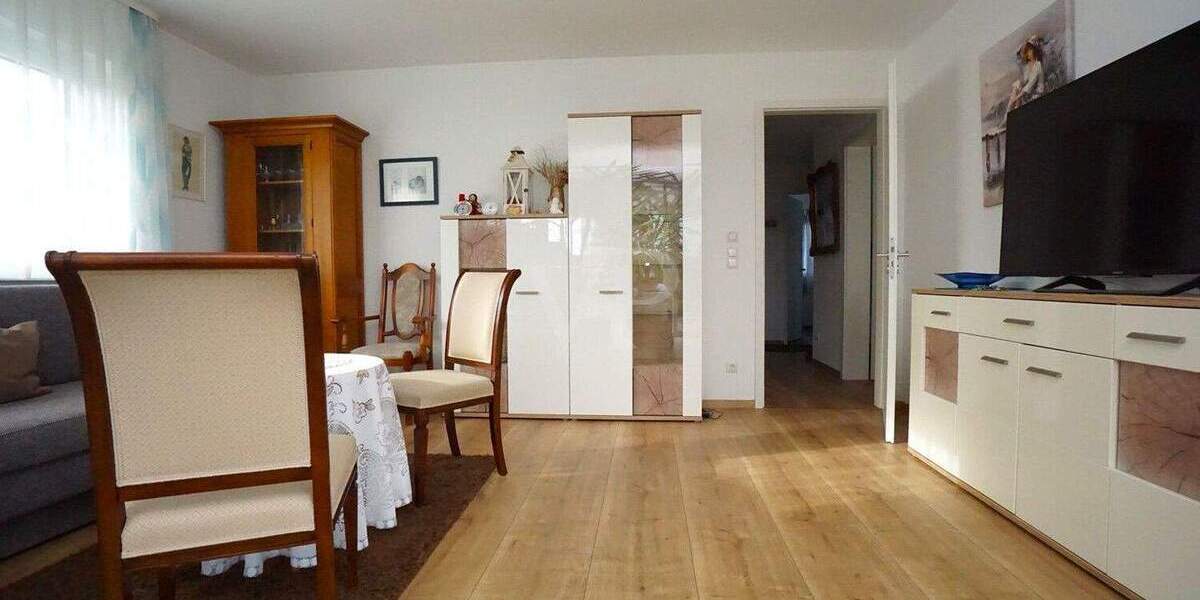 Etagenwohnung Eichenzell - 3 Zimmer, 95 m&sup2;, 350.000&euro; | Angebot:25665141