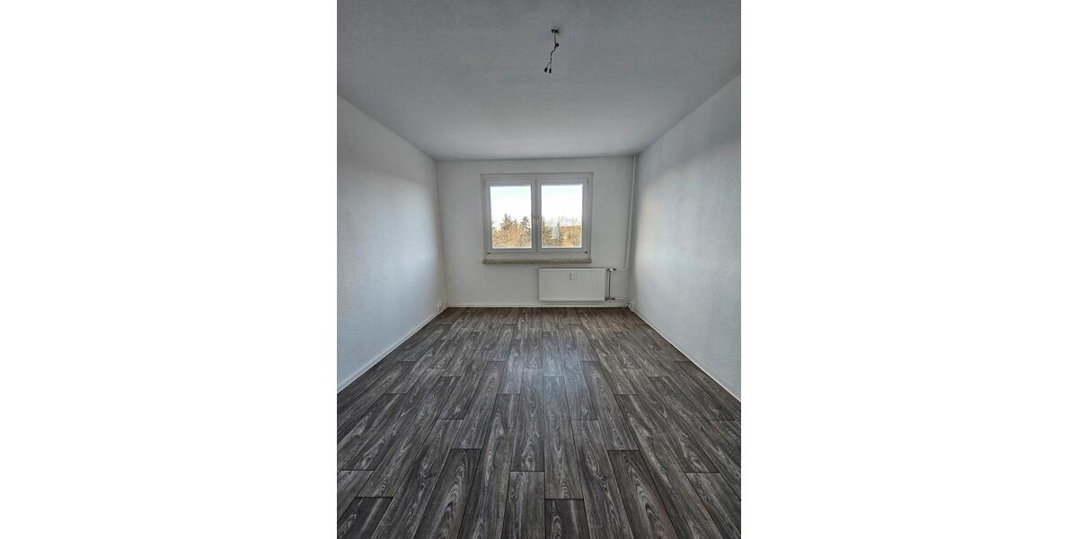Etagenwohnung Klingenberg - 3 Zimmer, 66 m&sup2;, 420&euro; | Angebot:26421416