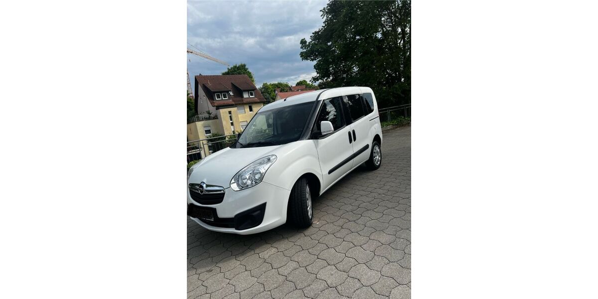 Opel Combo 134.000 km 10.950 € Stuttgart 70372