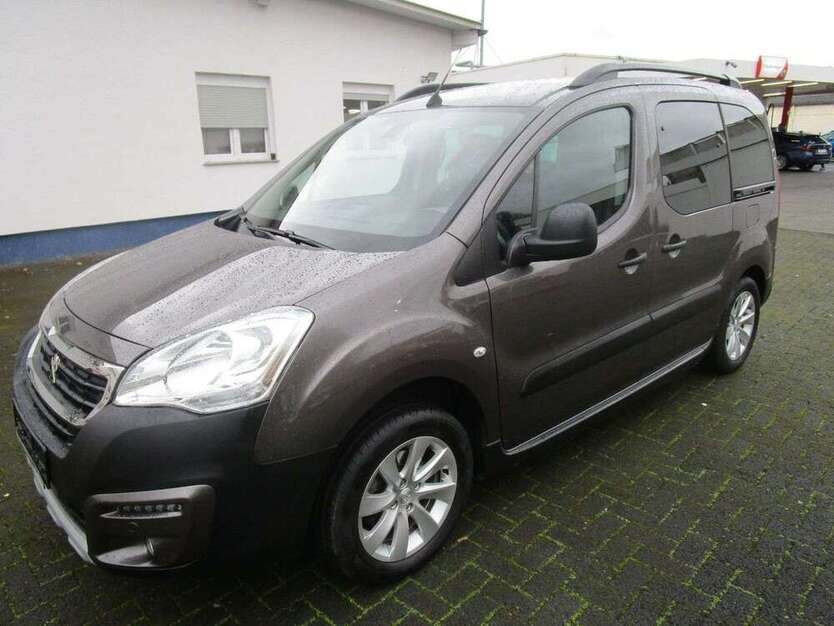 Peugeot Partner 84.000 km 13.990 € Bergheim 50126