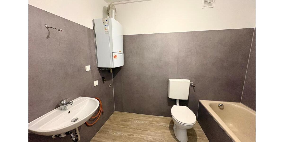 Etagenwohnung Homburg - 3 Zimmer, 73 m&sup2;, 620&euro; | Angebot:24711856