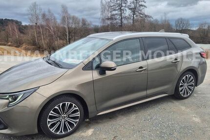 Toyota Corolla 285.000 km 9.400 &euro; Deggendorf 94469