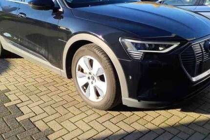 Audi e-tron 42.000 km 25.970 &euro; Helmstedt 38350