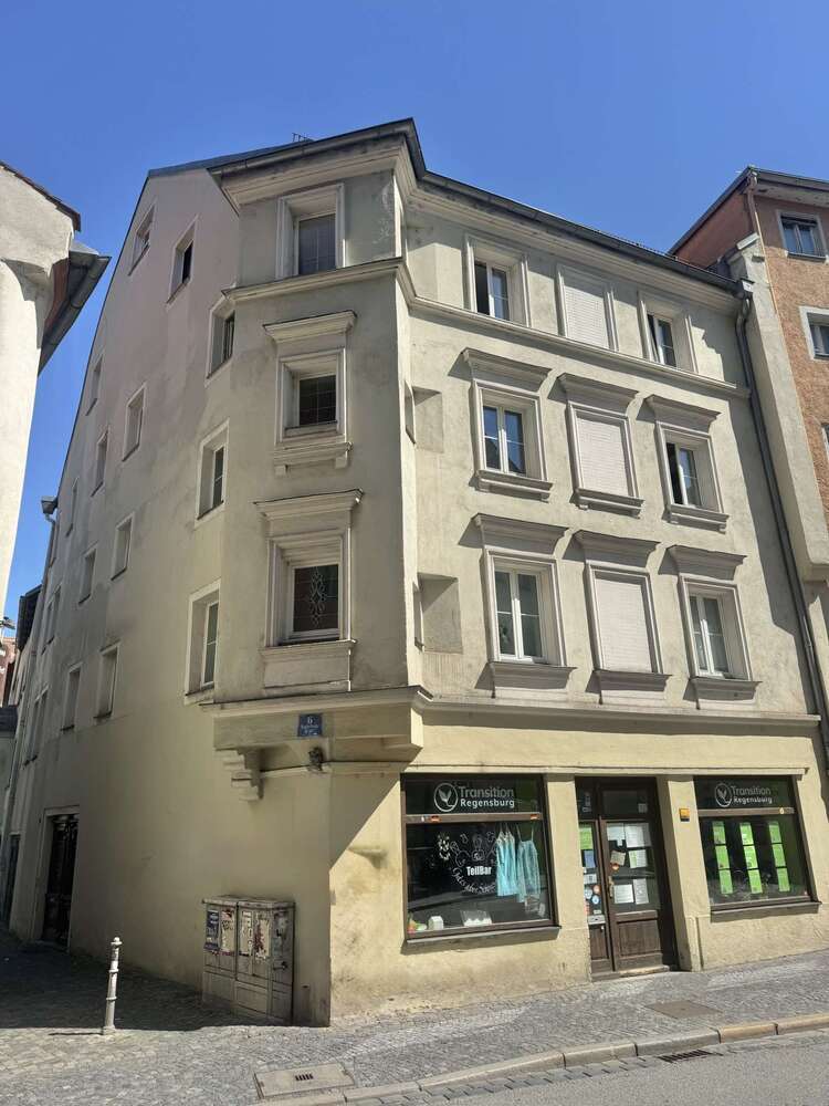 Haus zum Kaufen in Regensburg 2.050.000 € 603 m²